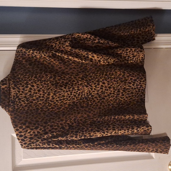Leopard Print Jacket** - Picture 3 of 4